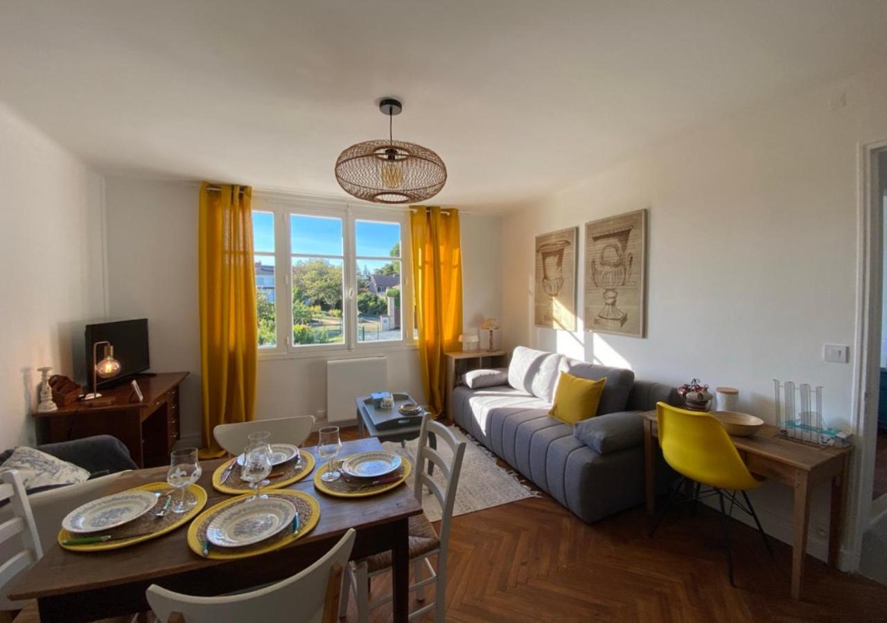 Apartment Moulin#1-yellow'appart - Futuroscope-jardin & Parking *